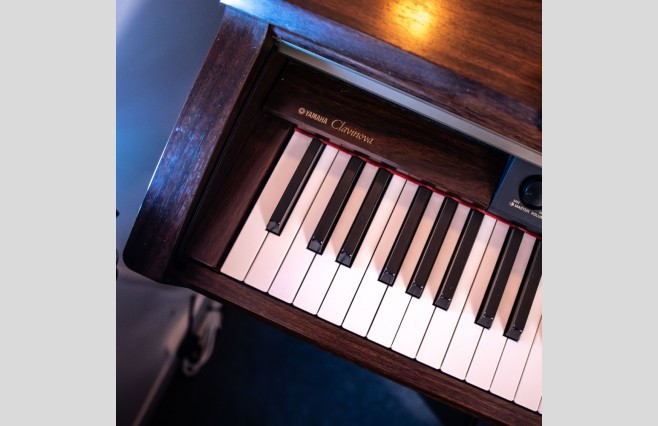 Used Yamaha CLP170 Satin Mahogany Digital Piano Complete Package (SN:606319) - Image 6